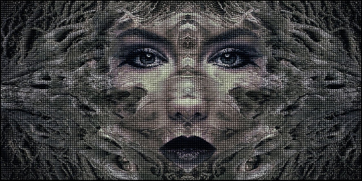 Diamond Painting eines Frauengesichts, das symmetrisch in ein dichtes Netz aus Baumwurzeln übergeht. Mockup.