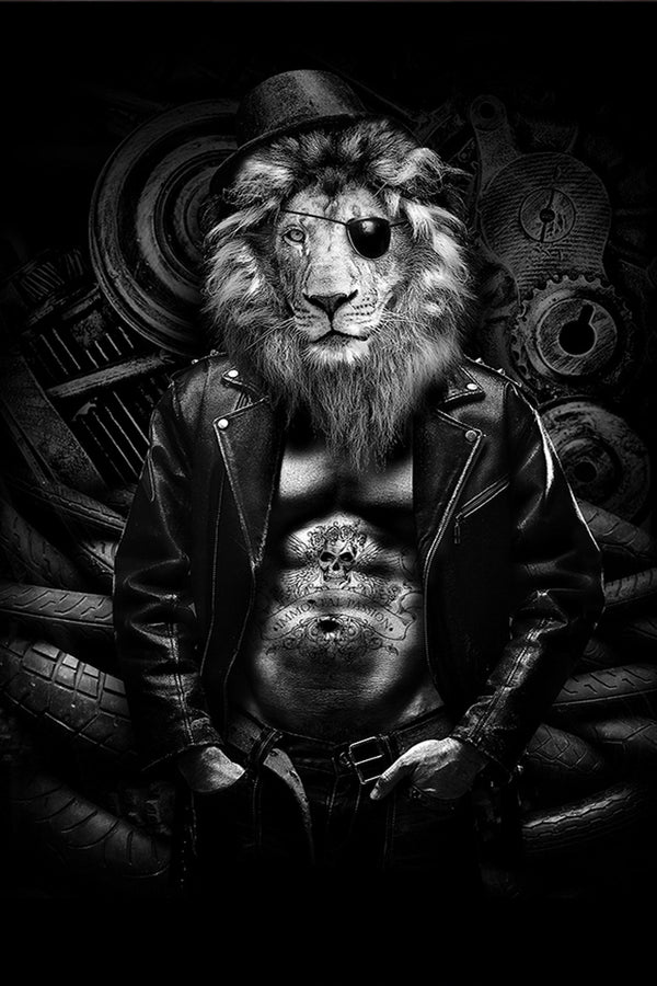 Diamond Painting eines Löwen in Lederjacke mit Augenklappe, Zylinder und Totenkopf-Tattoo in Schwarz-Weiß.
